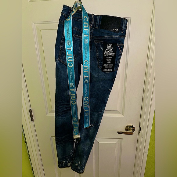Cult of Individuality Size 29W 32L comes with belt and tags. Worn 5 times